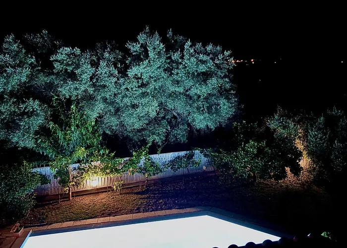 Iolis With Private Pool By Dadovillas Villa