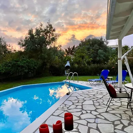 Iolis With Private Pool By Dadovillas *